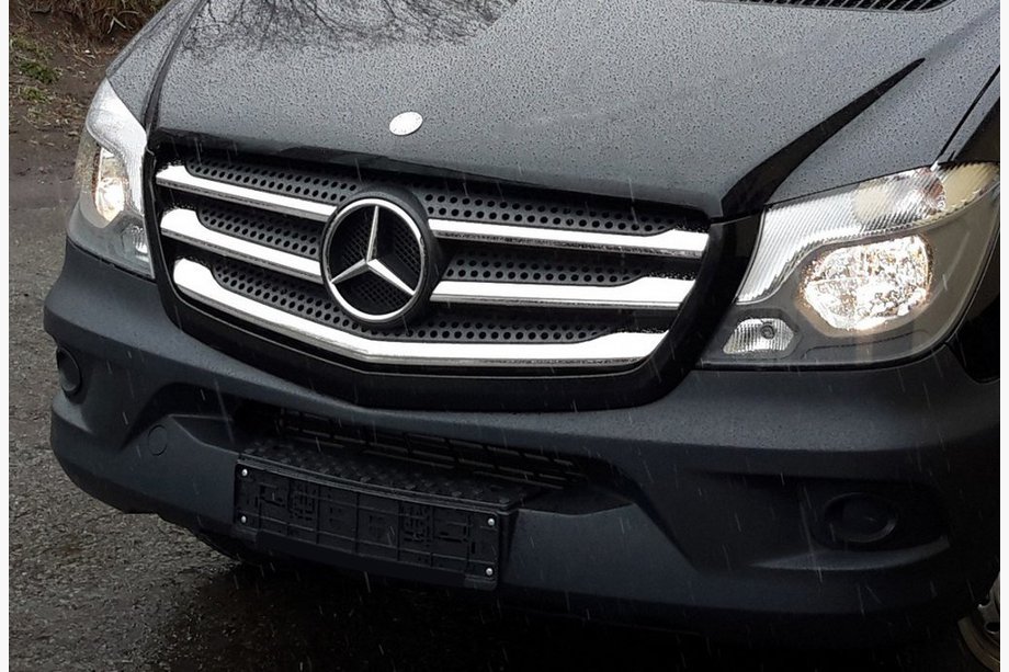 Mercedes Sprinter W906 2006–2018 Nerjaveče letvice za masko (2013↗, nerj.) OmsaLine - italijansko nerjavno jeklo Image