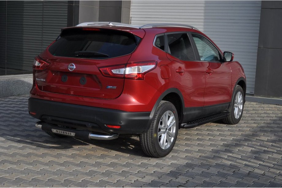 Nissan Qashqai 2014–2021 Bočne stopnice Allmond Black (2 kos, aluminij) Image