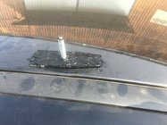 Nissan Qashqai 2010–2014 Črne strešne sani (plastične noge) Kovinske montažne noge fotografija 2