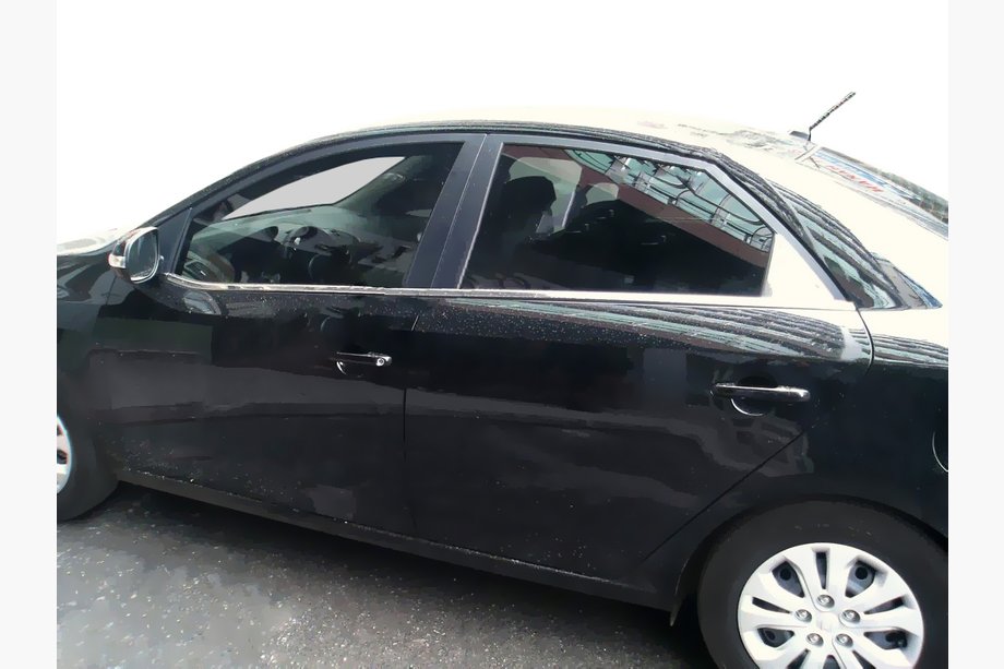 Kia Cerato 2 2010–2013 Okenske obrobe (4 kos, nerjavno jeklo) Image