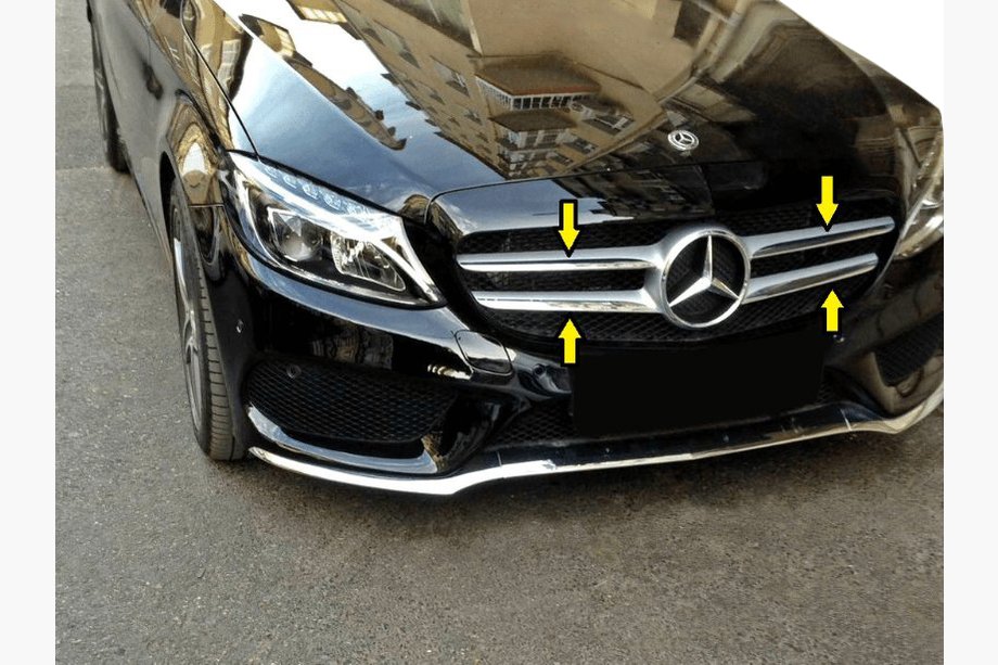 Mercedes C-class W205 2014–2021 Okrasna obloga maske (nerjaveče jeklo) Fotografija 2