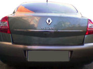 Renault Megane II 2004–2009 Kromirana letev nad registrsko tablico (SD, nerjavno jeklo) fotografija 1