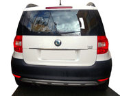 Skoda Yeti 2009–2017 Letvica nad registrsko tablico (nerjavno jeklo) fotografija 1