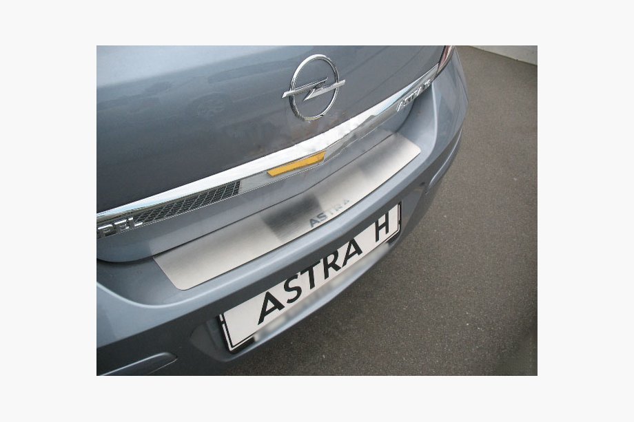 Opel Astra H 2004–2013 Nerjaveča letev za zadnji odbijač Nataniko Limuzina Image