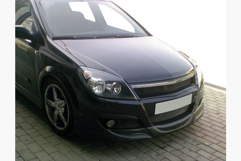 Opel Astra H 2004–2013 Sprednji spodnji lip HB V1 (za lakiranje) Image