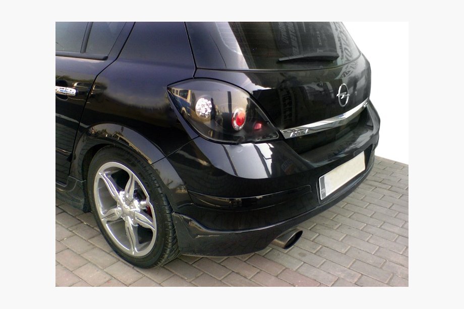 Opel Astra H 2004–2013 Zadnji spodnji difuzor HB (za lakiranje) Image
