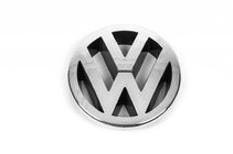 Volkswagen Polo 2001–2009 Sprednji emblem 1T0 853 601A fotografija 1