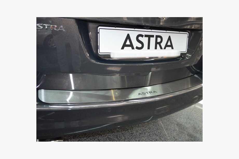 Opel Astra J 2009–2015 Natanika zaščitna letev zadnjega odbijača (nerjavno jeklo) Image