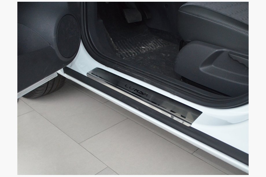 Opel Corsa C 2000–2006 Natanika Premium letve pragov (4 kosi, nerjavno jeklo) Image