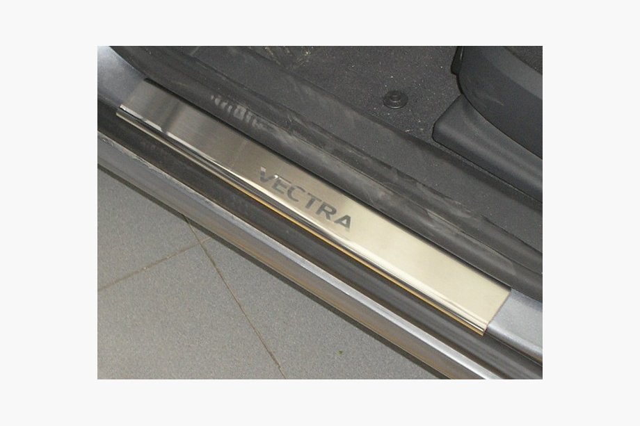 Opel Vectra C 2002–2008 Nerjaveče letve pragov Nataniko (4 kosi) Standard – lepilni trak Lohmann, 0,5 mm Image