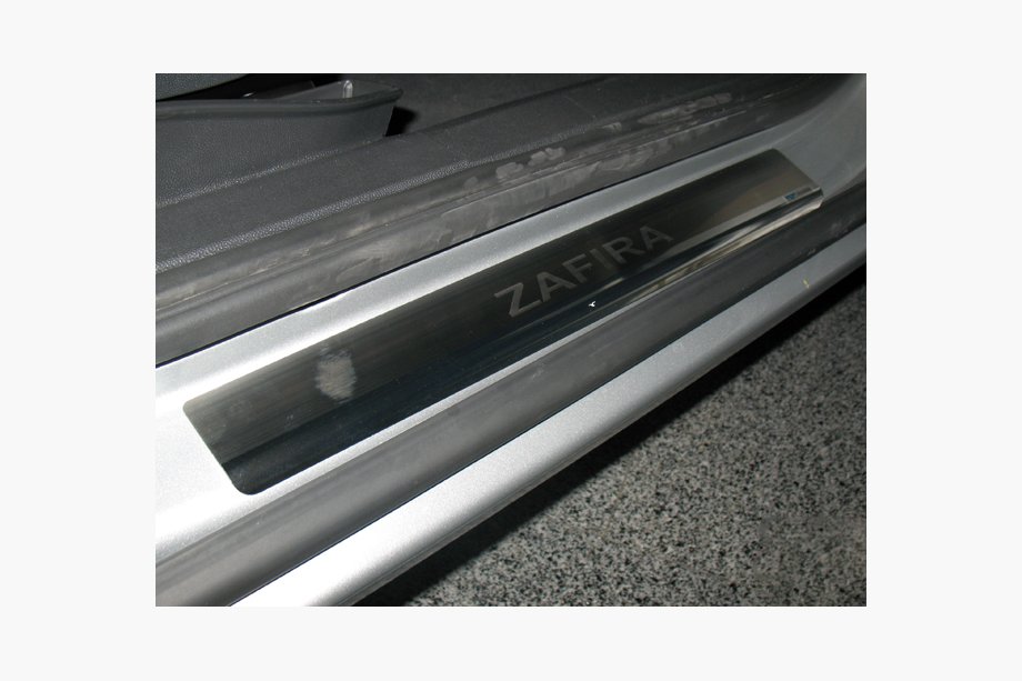 Opel Zafira B 2005–2011 Nerjaveče letve pragov Nataniko (4 kosi) Image