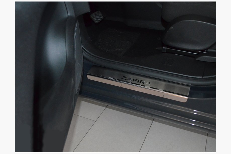 Opel Zafira C Tourer 2011–2019 Natanika Premium letve pragov (4 kosi, nerjavno jeklo) Image