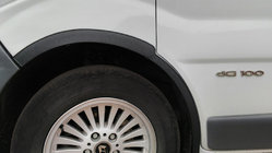 Renault Trafic 2001–2015 Obrobe kolesnih lokov (4 kosi, črne) 2001-2007, črna kovina, sprednje + zadnje fotografija 2