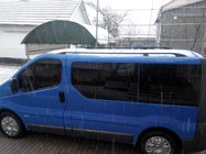 Nissan Primastar 2002–2014 Črni strešni relingi fotografija 4