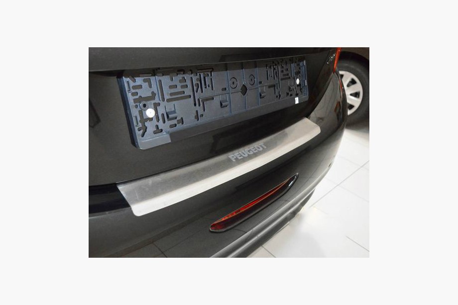Fiat Scudo 2007–2015 Nerjaveča zaščitna letev za zadnji odbijač Image
