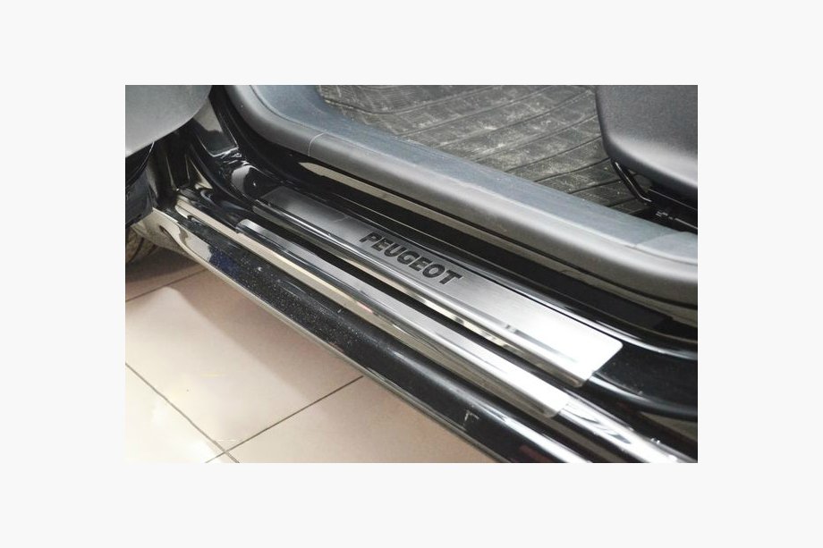Peugeot 208 2012–2019 Nerjaveče obloge pragov Nataniko (8 kos, nerj.) Image