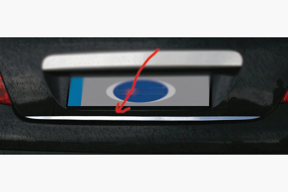BMW serije 5 E39 1996–2003 Zaščitna letev roba prtljažnika (nerjaveče jeklo) Image