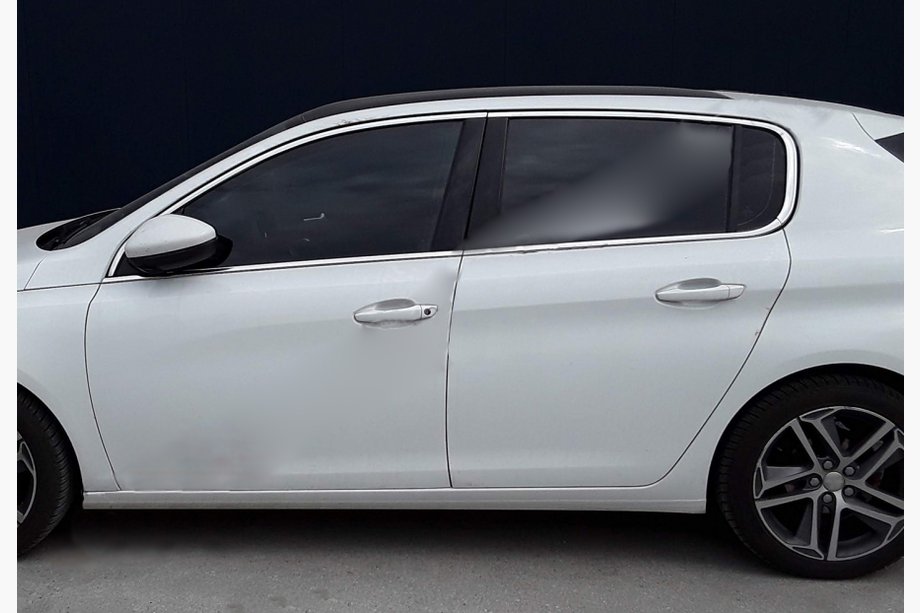 Peugeot 308 2014–2021 Kompletne obrobe oken OmsaLine (10 kos, nerj.) Image