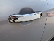 Ford Kuga 2008–2013 Kromirani pokrovi kljuk z belo črto (4 kosi, ABS) fotografija 3