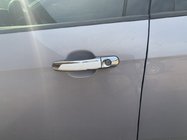 Ford Kuga 2008–2013 Kromirani pokrovi kljuk z belo črto (4 kosi, ABS) fotografija 4