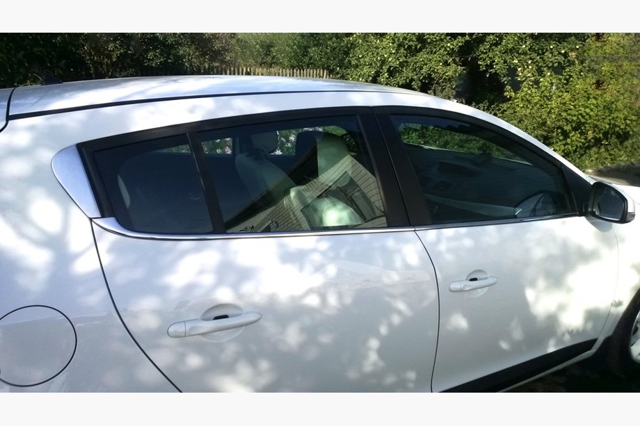 Renault Megane III 2009–2016 Spodnje okenske letvice (HB, 6 kos, nerjavno jeklo) Image