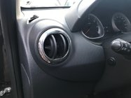 Renault Duster 2008–2017 Okvirji prezračevalnih rež v notranjosti (4 kos, nerjavno jeklo) fotografija 2