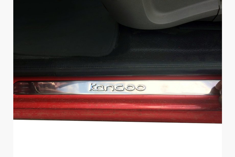 Renault Kangoo 2008–2020 Obloge pragov OmsaLine (2 kosa, nerjaveče jeklo) Image