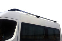 Renault Master 2011–2023 Strešne sani Shark fotografija 1