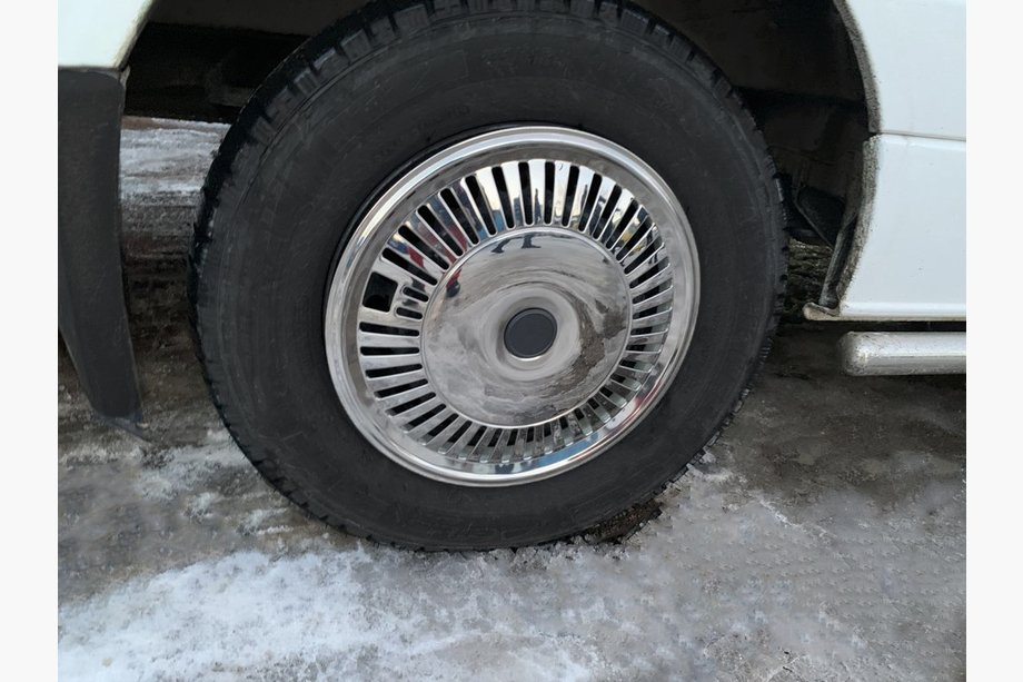 Mercedes Sprinter W906 2006–2018 Pokrovi platišč iz nerjavnega jekla "Зірка" (1-катковий, 4 kos) Fotografija 2