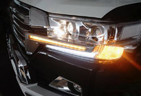 Toyota Land Cruiser 200 2007–2021 Veke za žaromete z LED (2016↗) fotografija 3