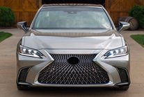 Lexus ES 2012–2018 Sprednja maska 2015-2018 (F-Sport) fotografija 2