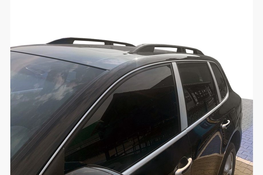 Volkswagen Touareg 2002–2010 Strešne vzdolžne letve Skyport (mat črna) Image