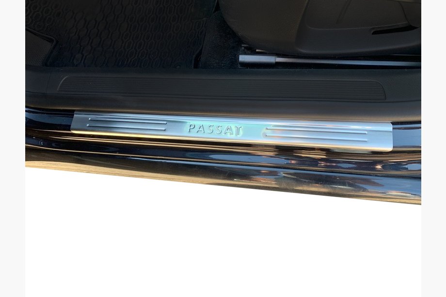 Volkswagen Passat CC 2008–2017 OmsaLine tip 1 nerjaveče letve pragov (4 kosi) Image