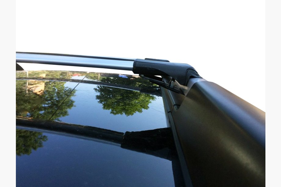 Dacia Duster 2008–2018 Zaklenljivi prečniki za strešne relinge WingBar V1 (2008-2014, 2 kosa) Image