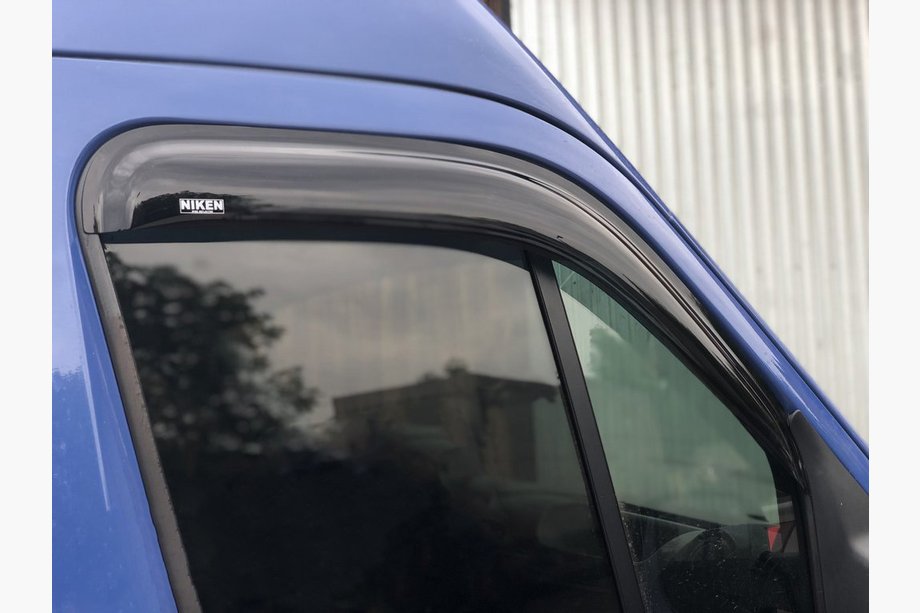Renault Master 2011–2023 Vetrni deflektorji za okna (2 kos, Niken) Image