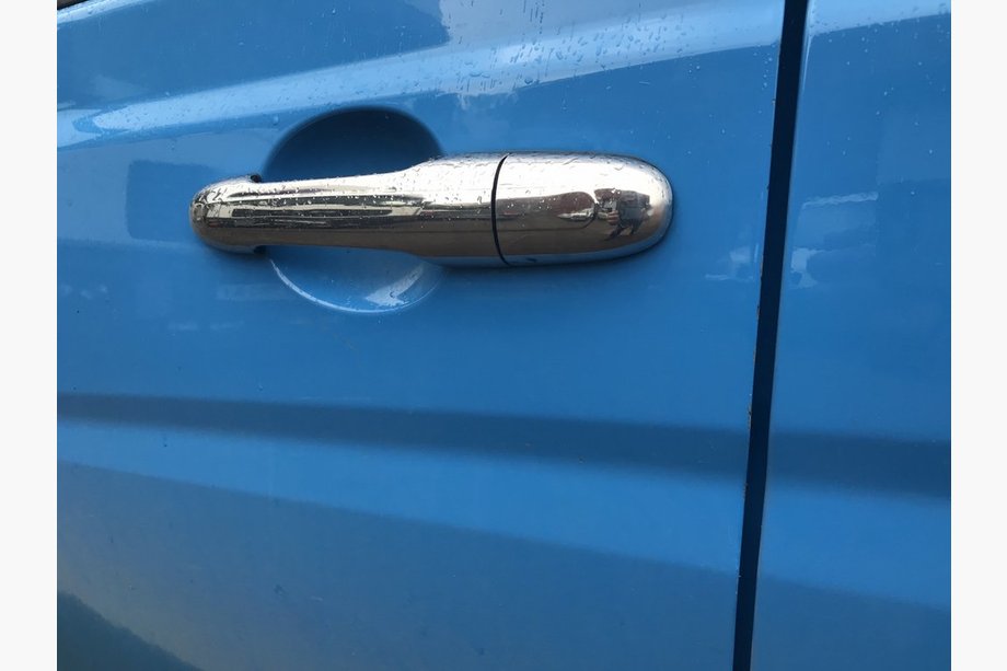 Mercedes Viano 2004–2014 Pokrovi kljuk (nerjavno jeklo) 3 kosi, OmsaLine – italijansko nerjaveče jeklo Fotografija 5