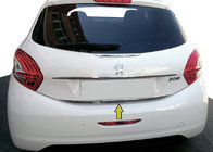 Peugeot 208 2012–2019 Zaščitna letev roba prtljažnika (nerjaveče jeklo) fotografija 1