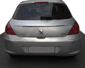 Peugeot 308 2007–2013 Kromirana letvica nad registrsko tablico (nerjavno jeklo) fotografija 1