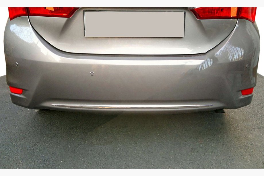 Toyota Corolla 2013–2019 Rob zadnjega odbijača (nerjaveče jeklo) Image