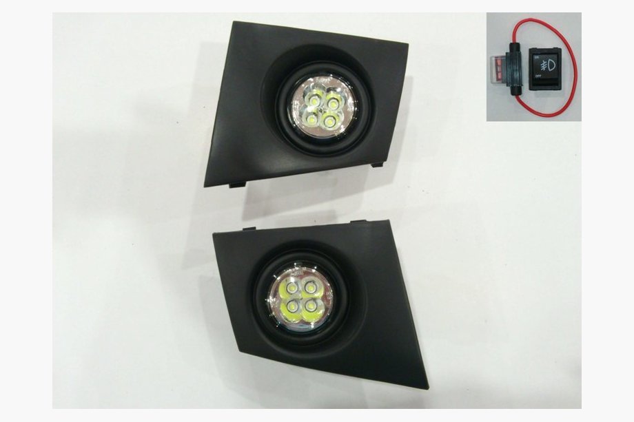 Renault Megane II 2004–2009 (model 2006↗) Meglenke (LED diode) Image