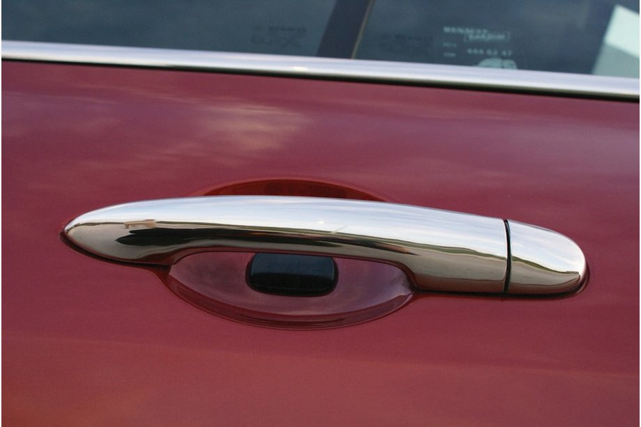 Renault Modus 2005–2012 Kromirane obloge kljuk vrat (4 kosi, nerjavno jeklo) Carmos - turško nerjaveče jeklo Image