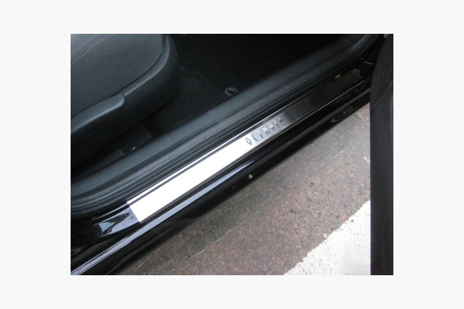 Skoda Octavia I Tour A4 1996–2010 NataNika obloge pragov (4 kos, nerjaveče jeklo) Premium – 3M lepilni trak, 0,8 mm Image