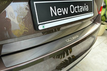 Skoda Octavia III A7 2013–2019 Nerjaveča letev za zadnji odbijač Nataniko Limuzina fotografija 1