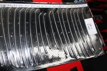 Skoda Superb 2009–2015 Inox okrasne letvice za masko hladilnika fotografija 1