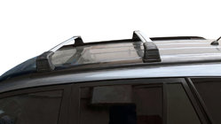 Lexus GX460 2009–2023 Prečne strešne palice za integrirane strešne nosilce, zaklepne (2 kosa) fotografija 1