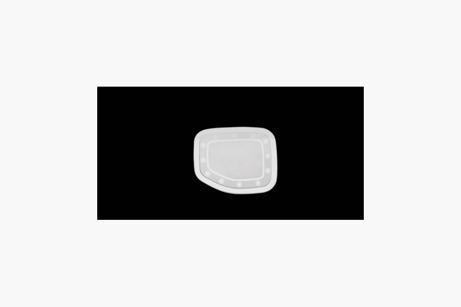 Toyota Land Cruiser Prado 120 2002–2009 Plastična obloga pokrovčka rezervoarja goriva Image