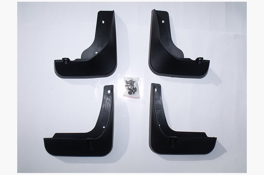 Toyota Camry 2006–2011 Modelne blatne zavesice (kot original) (4 kos) Image
