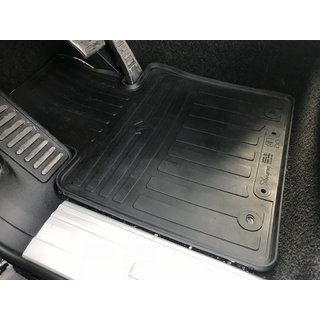 Gumijasti tepihi za potniški prostor (4 kosi, Stingray Premium) Volvo XC70 2007–2013 fotografija 1