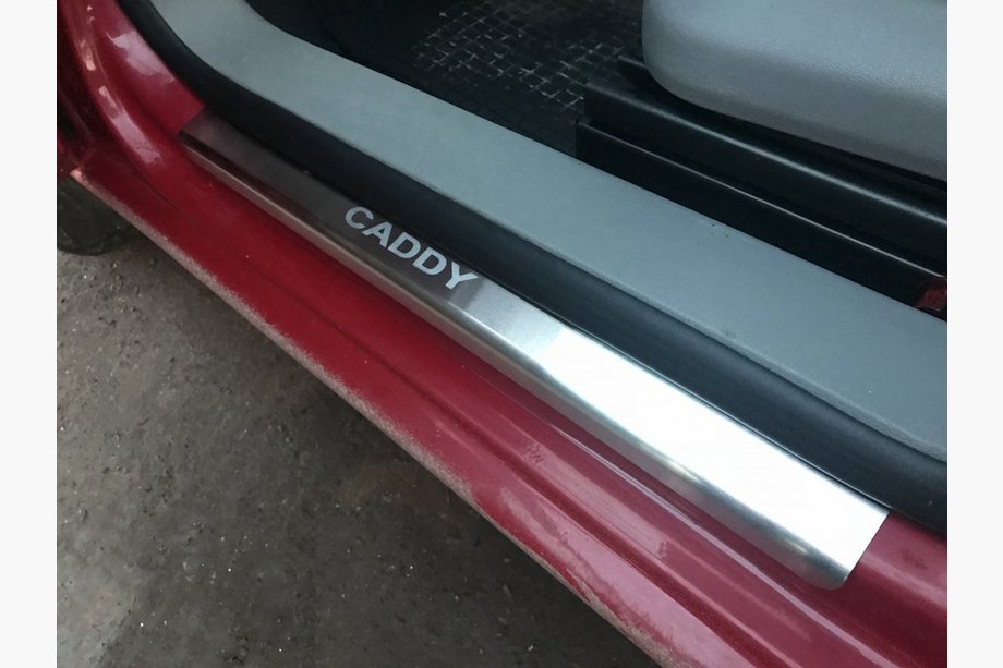 Volkswagen Caddy 2010–2015 Obloge pragov vrat Natanika Standard (4 kosi, nerjavno jeklo) Image