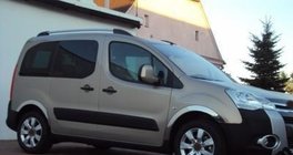 Citroen Berlingo 2008–2018 Nerjaveče obrobe blatnikov (4 kosi) fotografija 1